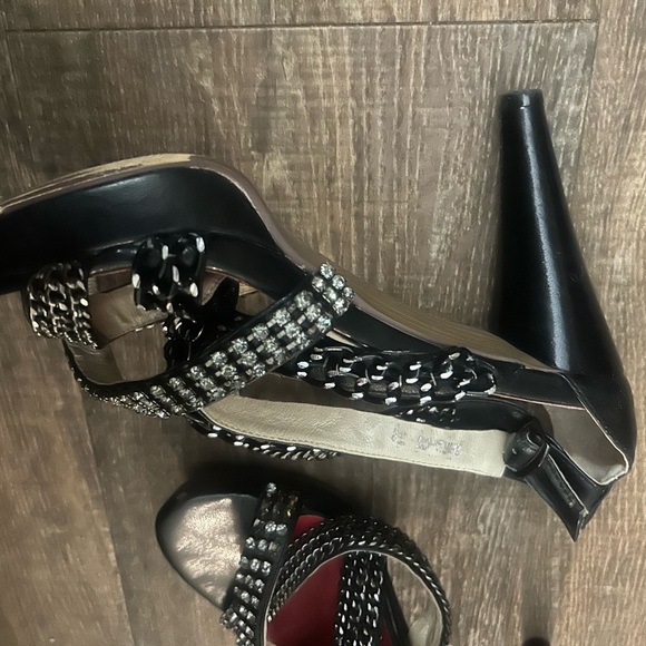 Jeffrey Campbell “Burbs Chain” 8.5 great condition worn twice heels (39 Euro sz) - Picture 7 of 14